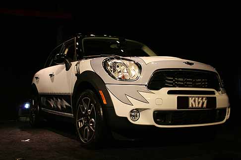 Mini - Mini Kiss con il fulmine sulla fiancata